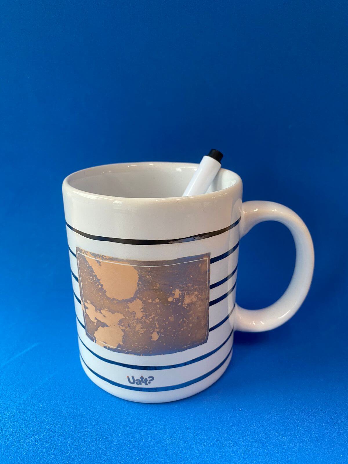 PEQUENO DEFEITO - Caneca 330ml - Uatt? - Frases Cores e Amores Me Anota