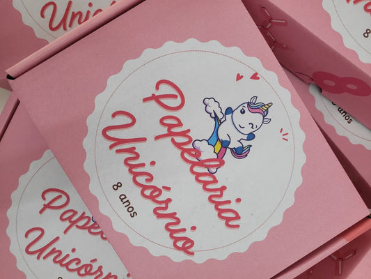 Caixa Surpresa Aniversário Papelaria Unicórnio 8 anos