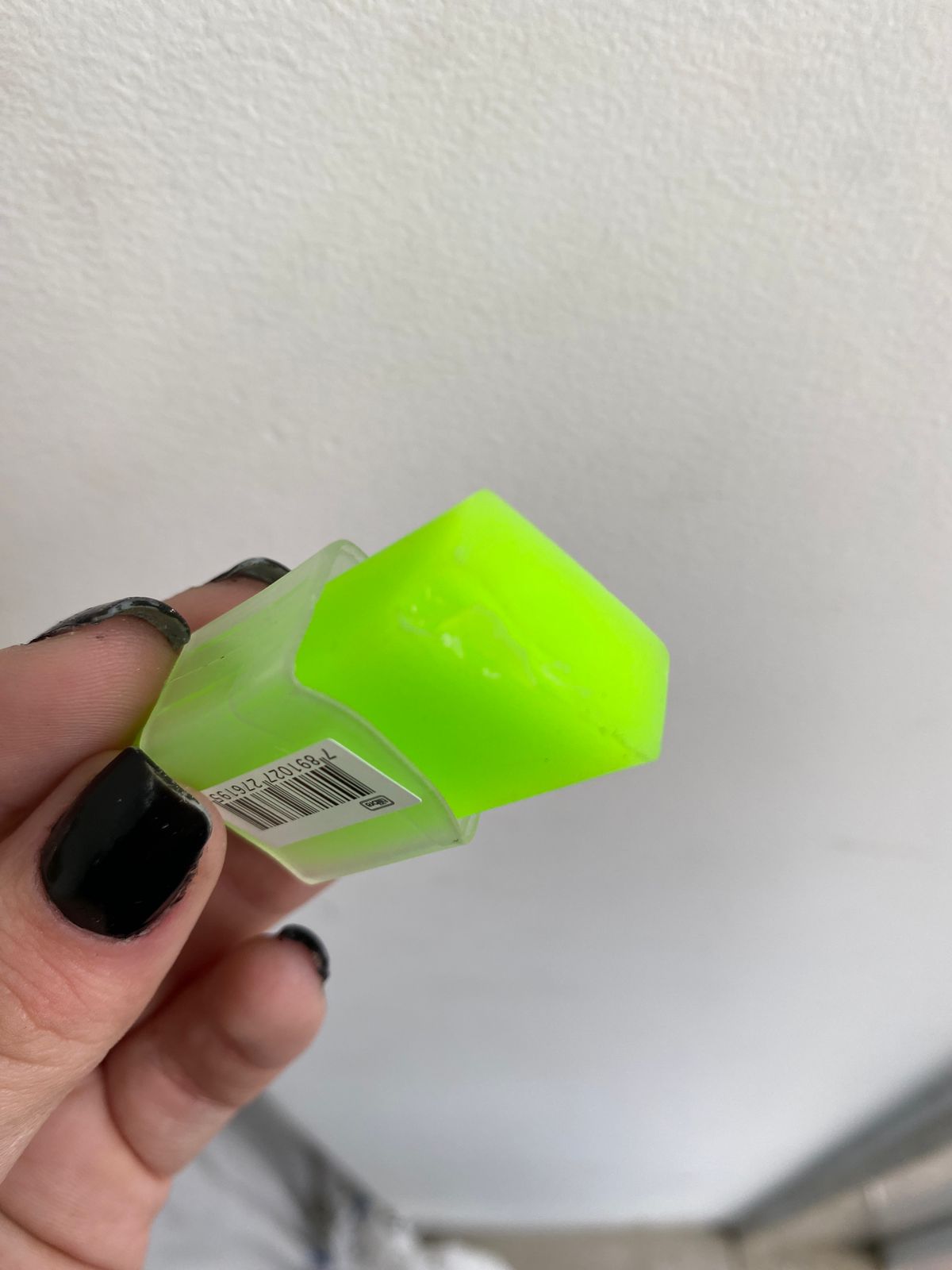 PEQUENO DEFEITO - Borracha - Tilibra - Neon