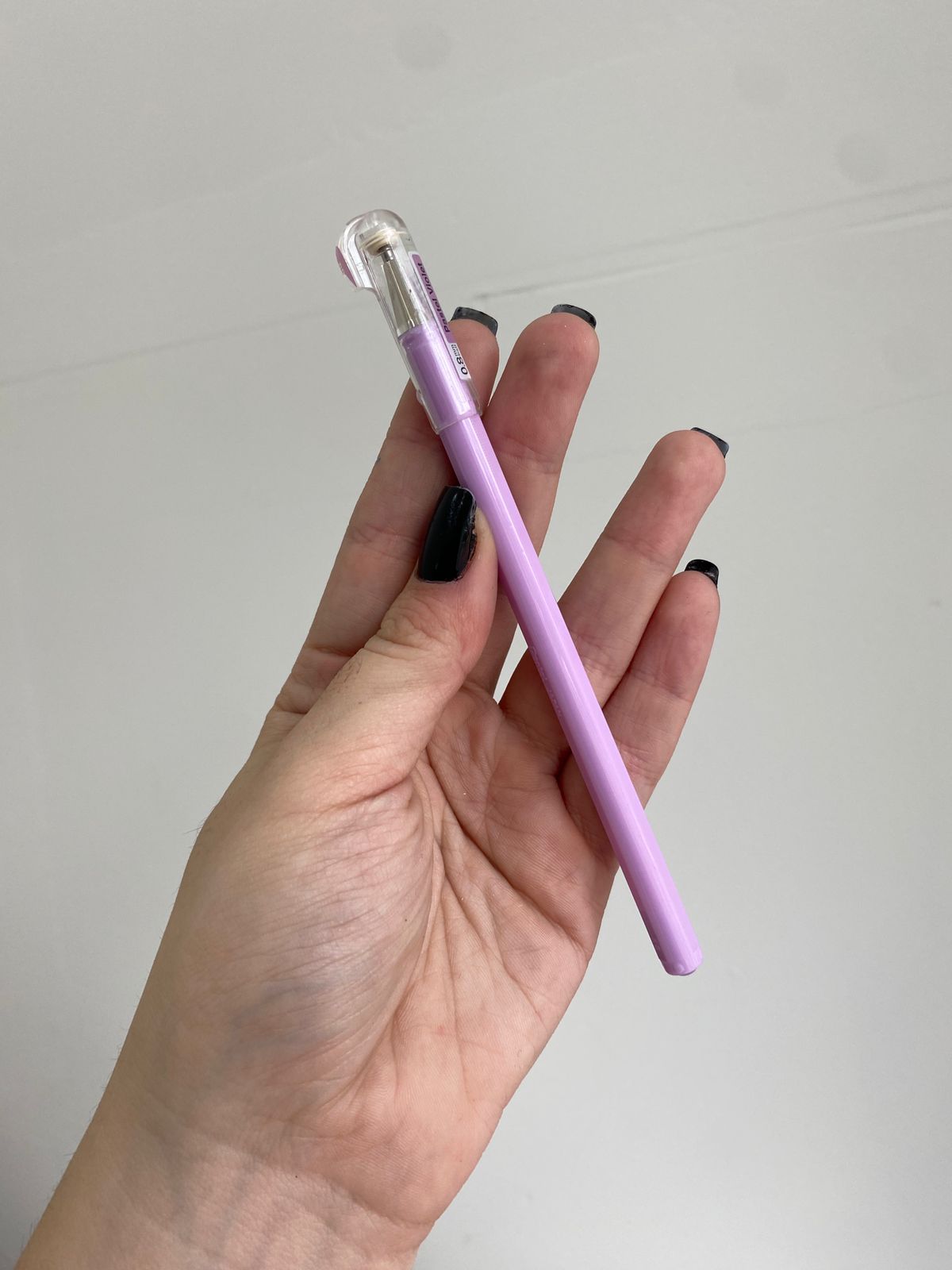 PEQUENO DEFEITO -Caneta Gel- Pentel- Hybrid Milky 0.8mm - Lilás