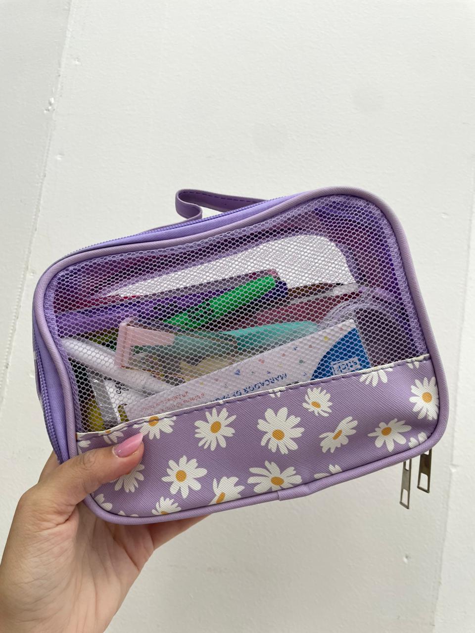 Necessaire Margarida Recheada – Papelaria Unicórnio – Lilás