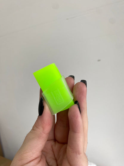 PEQUENO DEFEITO - Borracha - Tilibra - Neon