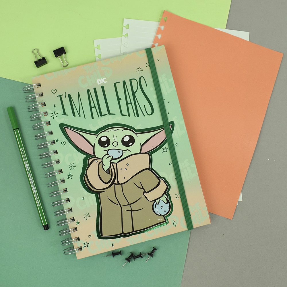 Caderno Smart Colegial - DAC - Mandalorian Baby Yoda