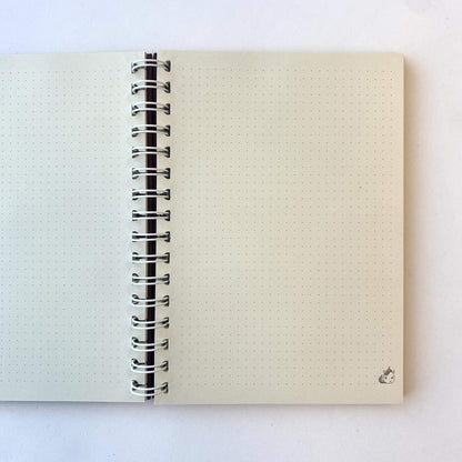 Caderno Flow  A5 - Papelaria Unicórnio - Branco Corações Pólen Pontado